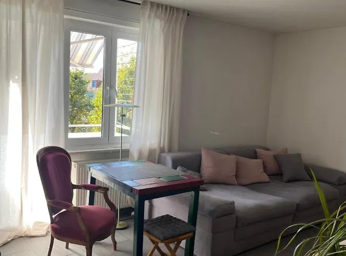 Lorraine 아파트 *